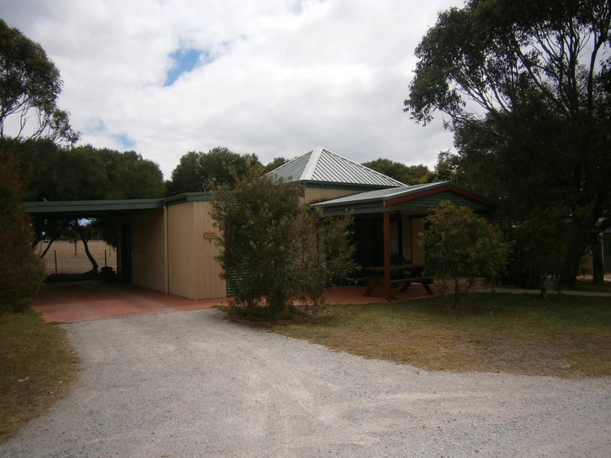 Ripples N Tonic Farmstay Ventnor Exterior photo